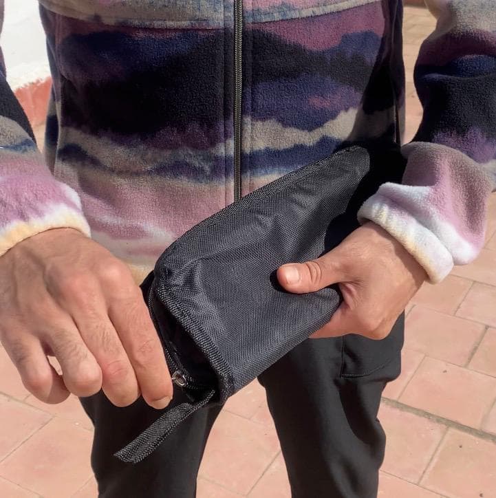 افتح الزيب ديال الشنطة